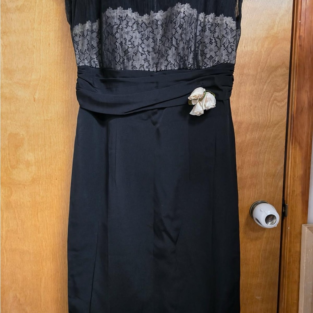 Elegant Black Lace Dress
